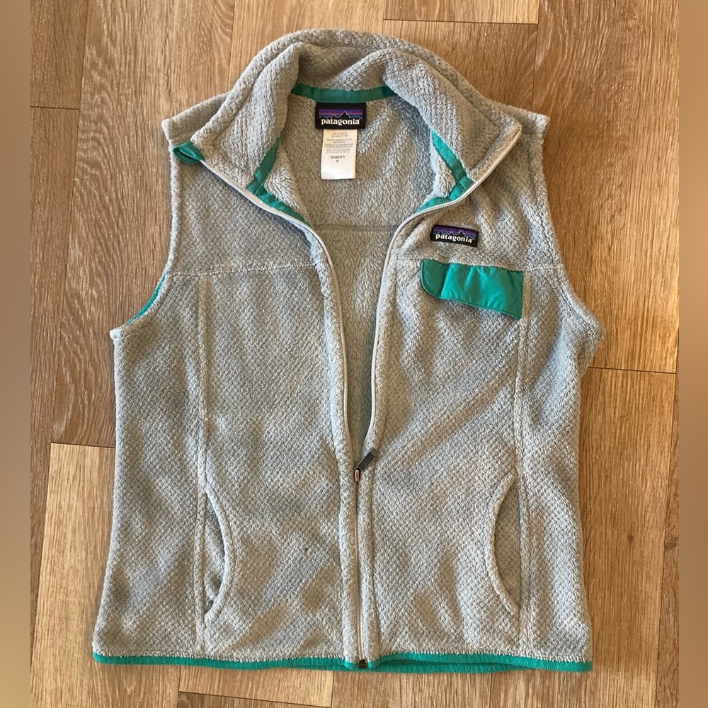Patagonia Retool Light Gray Vest with Teal Highlights